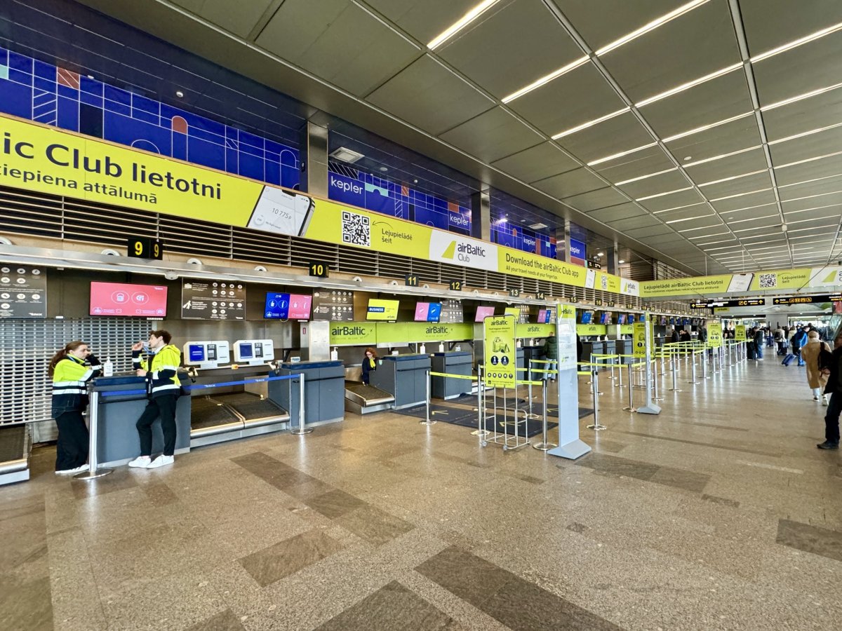Check-in airBaltic na letišti Riga RIX