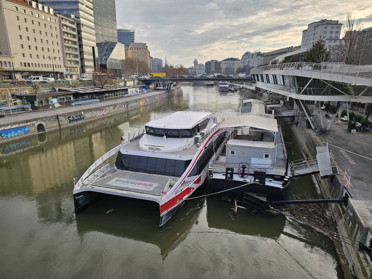 Lodní linky Vídeň – Bratislava