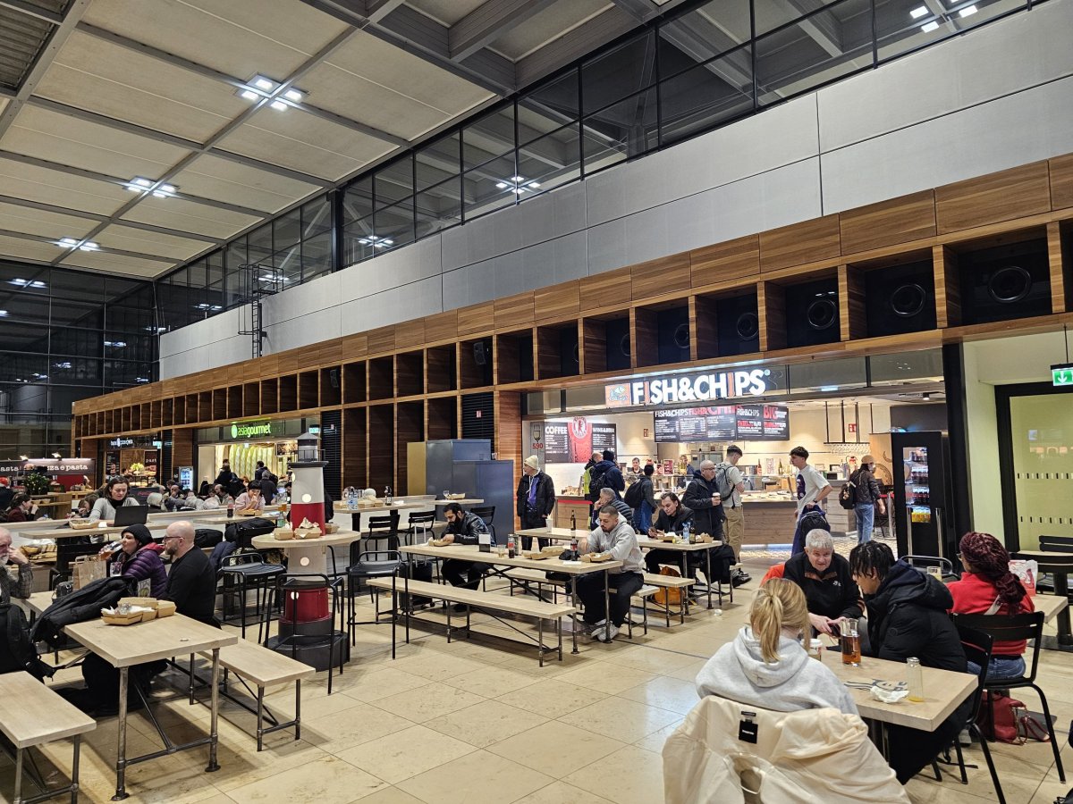 Food Court, tranzitní část