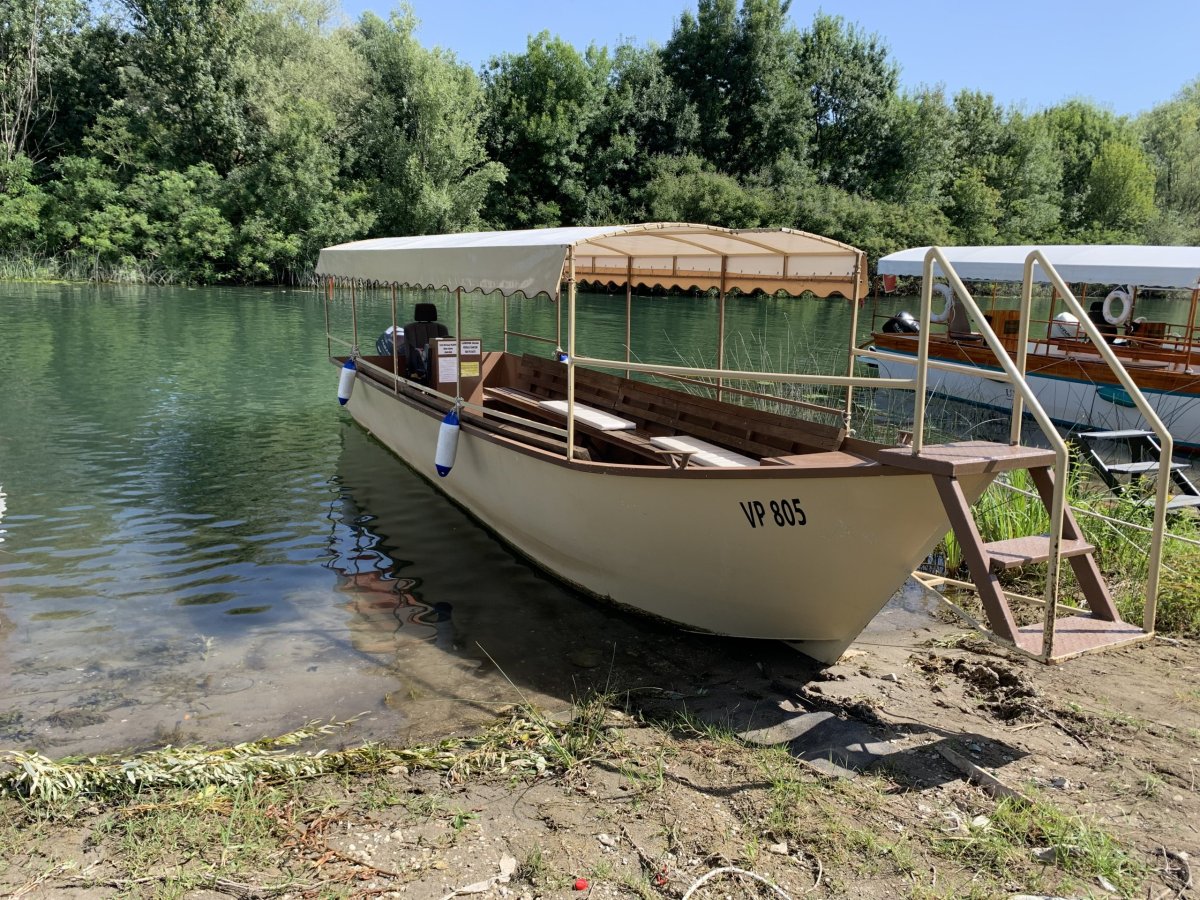 Skadarské jezero - "naše" loď