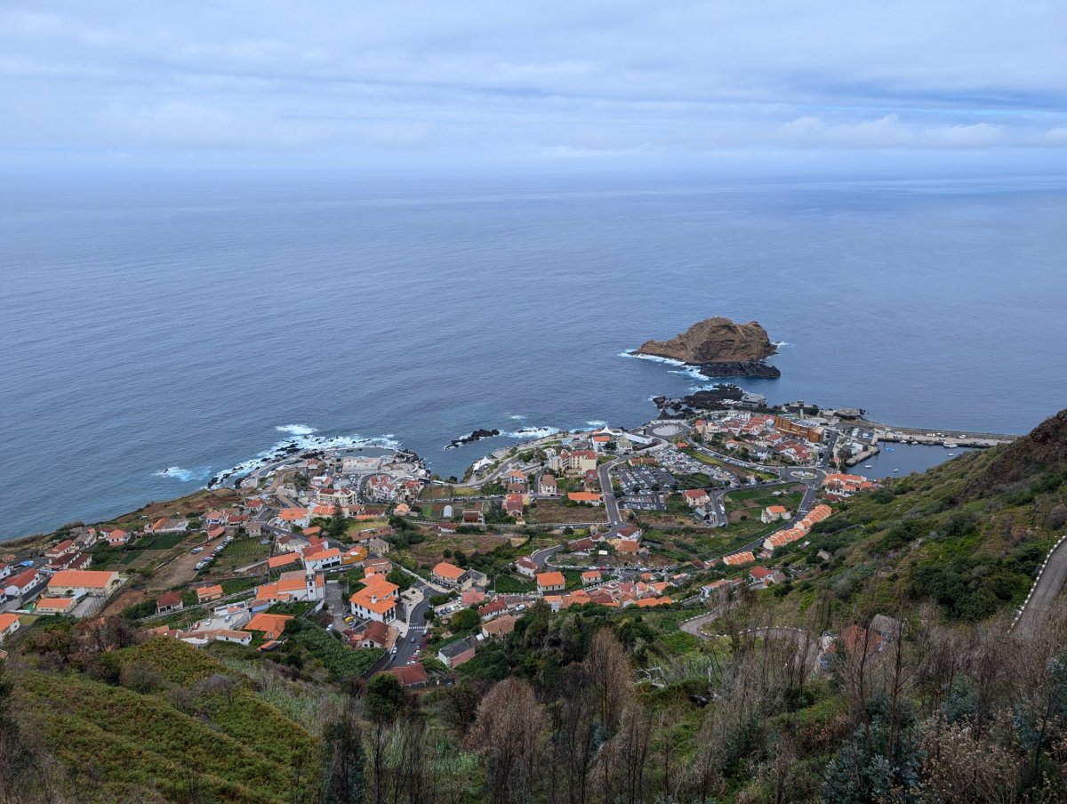 pohled na bazénky v Porto Moniz