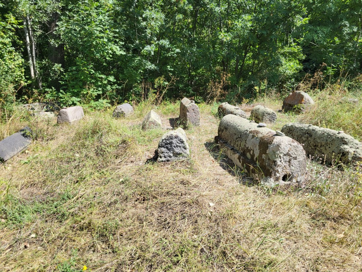 Yeghegis - židovský hřbitov