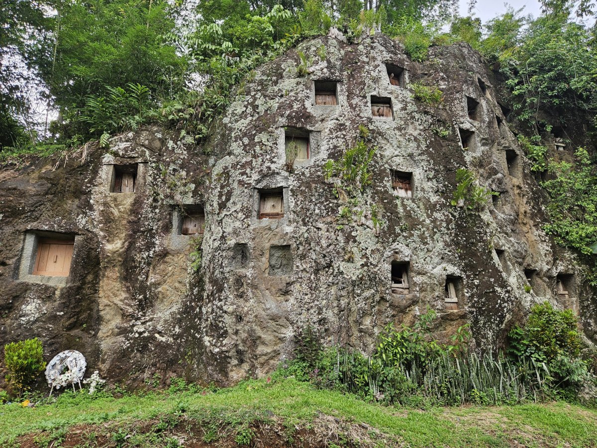 Udržované pohřebiště