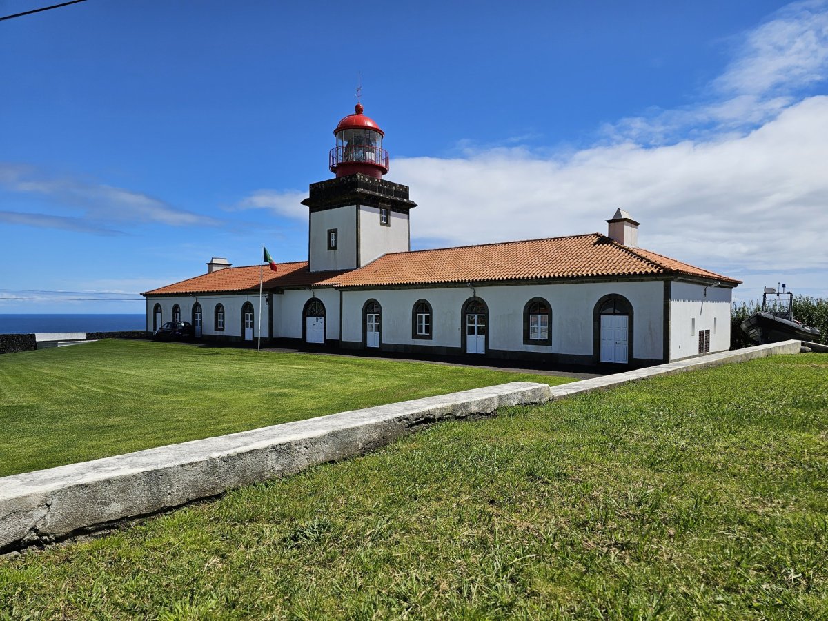 Maják Lajes, ostrov Flores