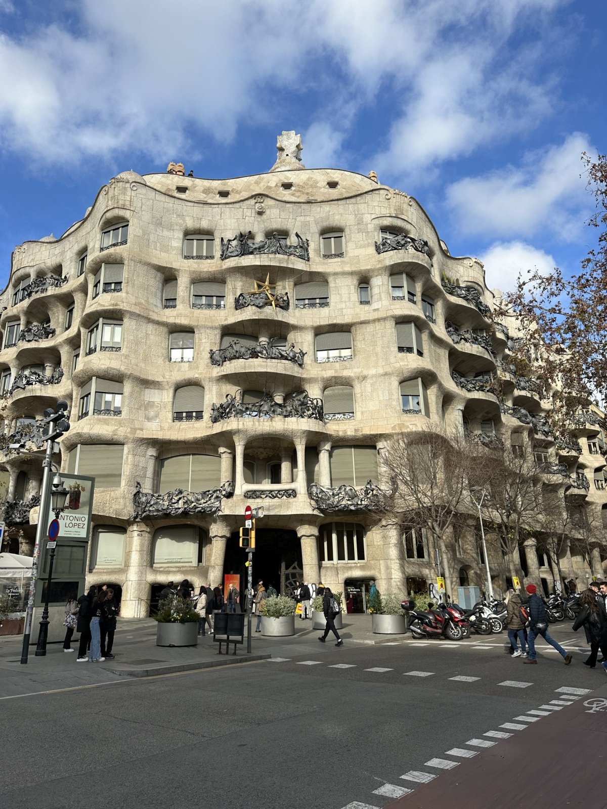 Casa Milá