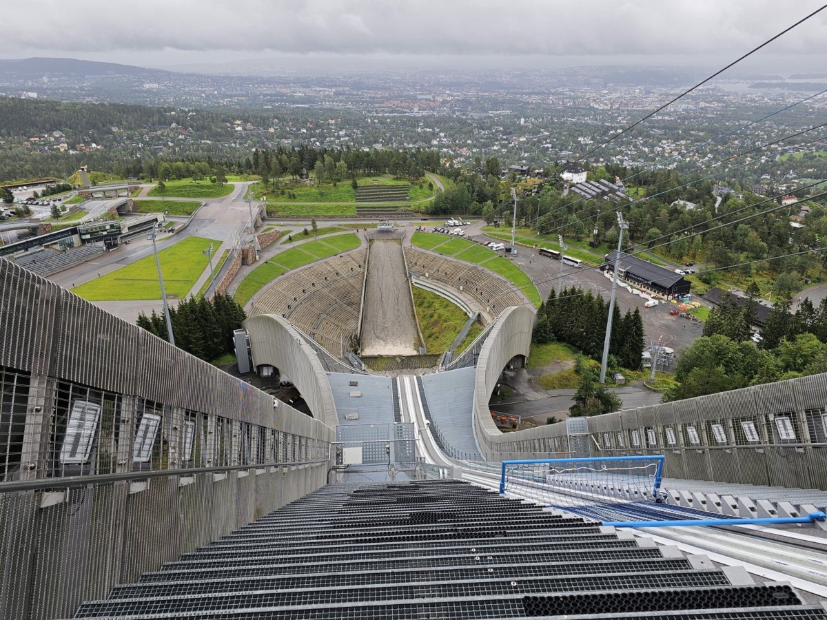 Skokanský můstek Holmenkollen