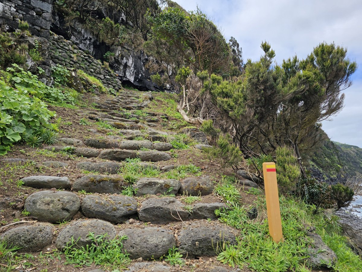 Turistická stezka na ostrově Pico