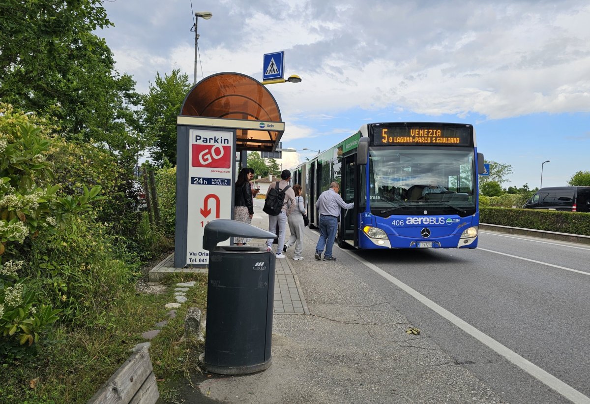 Zastávka Tessera Triestina