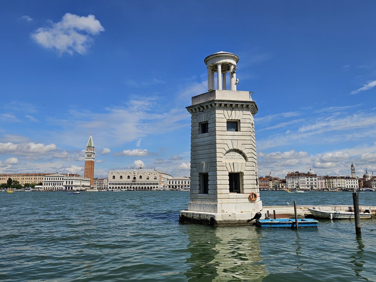 Pohled na Benátky z ostrova San Giorgio