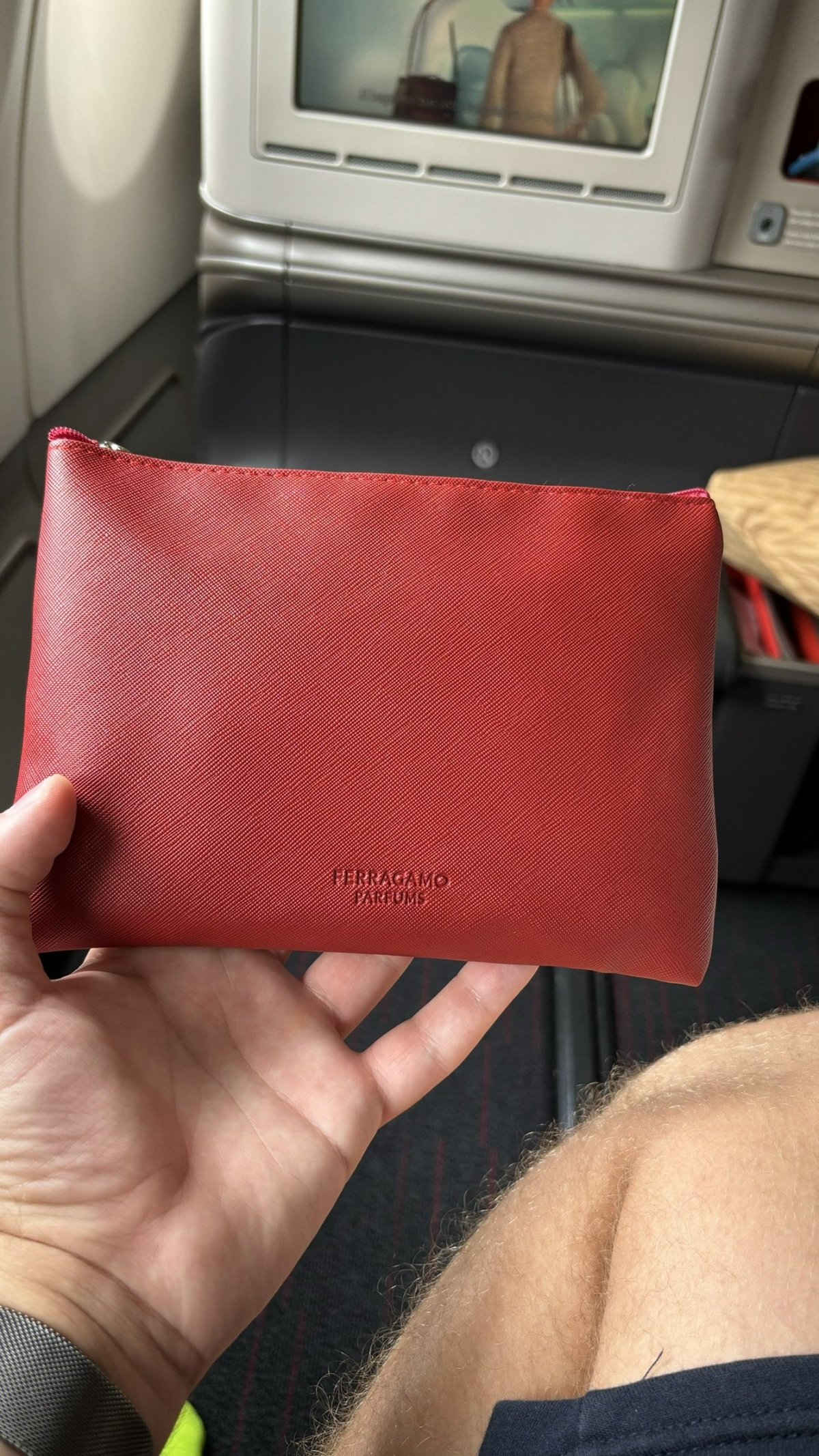 Amenity kit