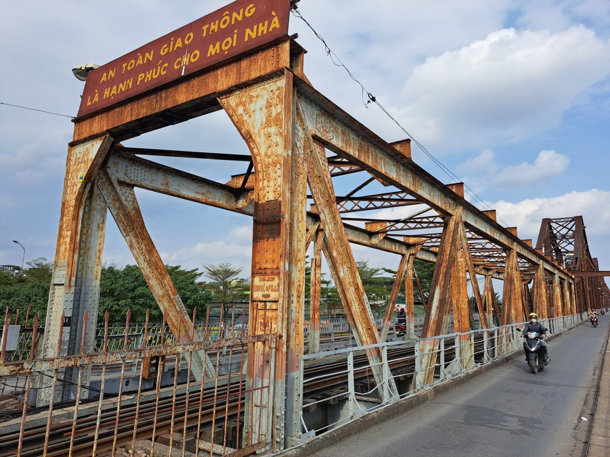 Long Biên Bridge 1899