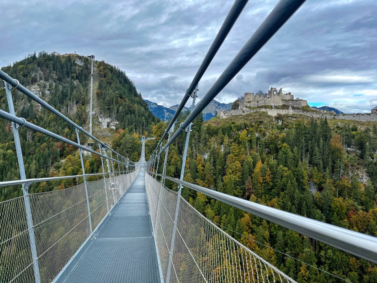 Výhled na Burgenwelt Ehrenberg