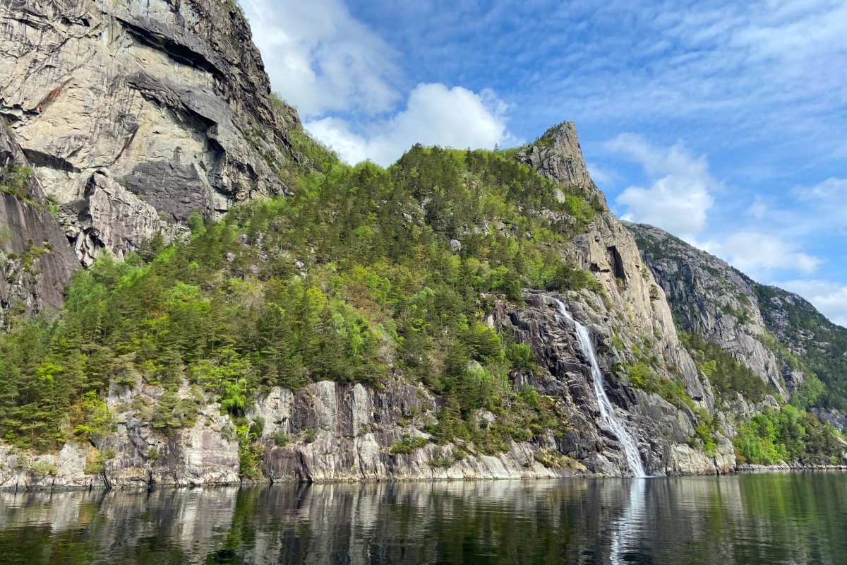 vodopád Hengjanefossen