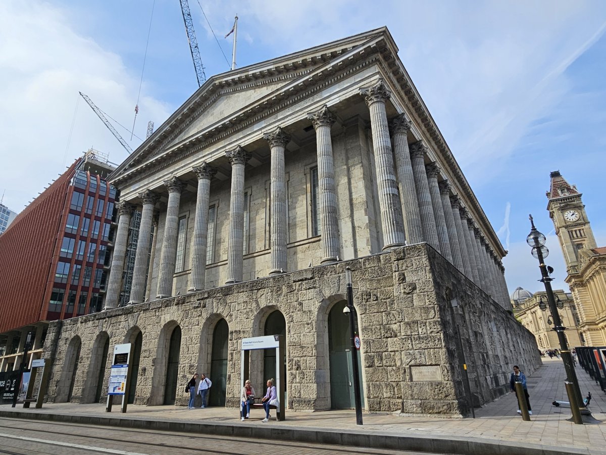 Birmingham Town Hall