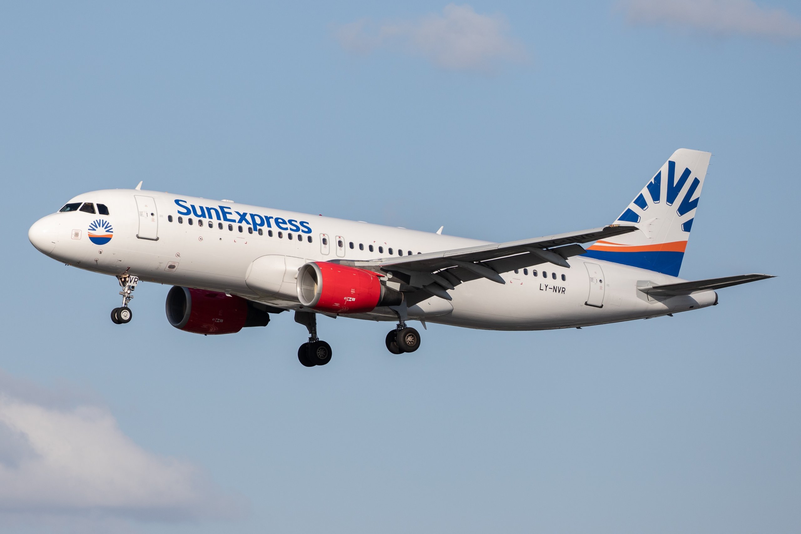 Sunexpress авиакомпания. SUNEXPRESS самолеты. SUNEXPRESS. SUNEXPRESS Airlines.