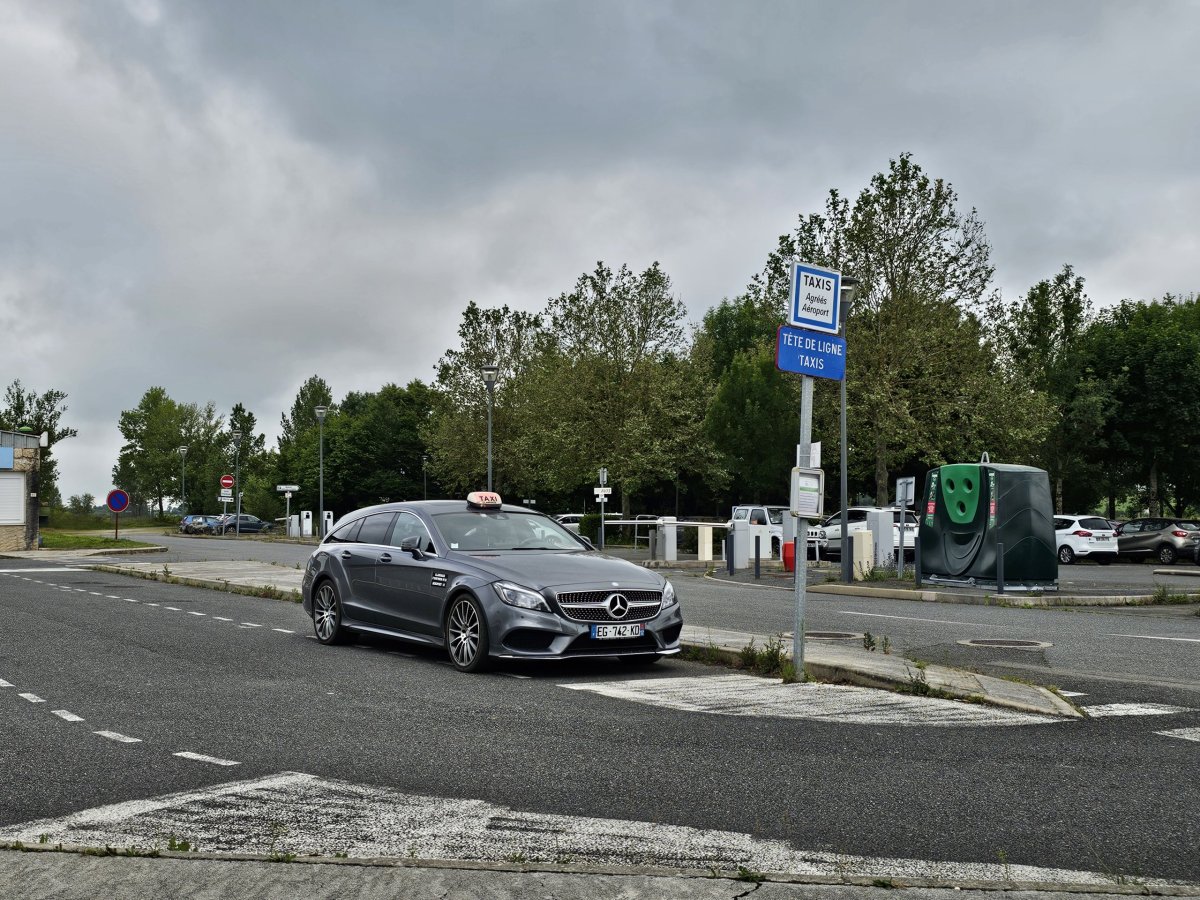 Taxi na letišti Rodez