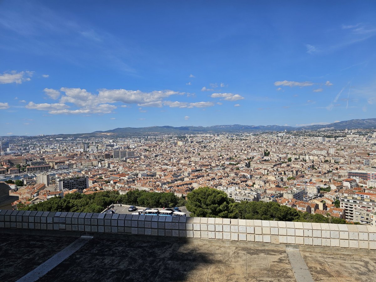 Výhled od Notre Dame de la Garde