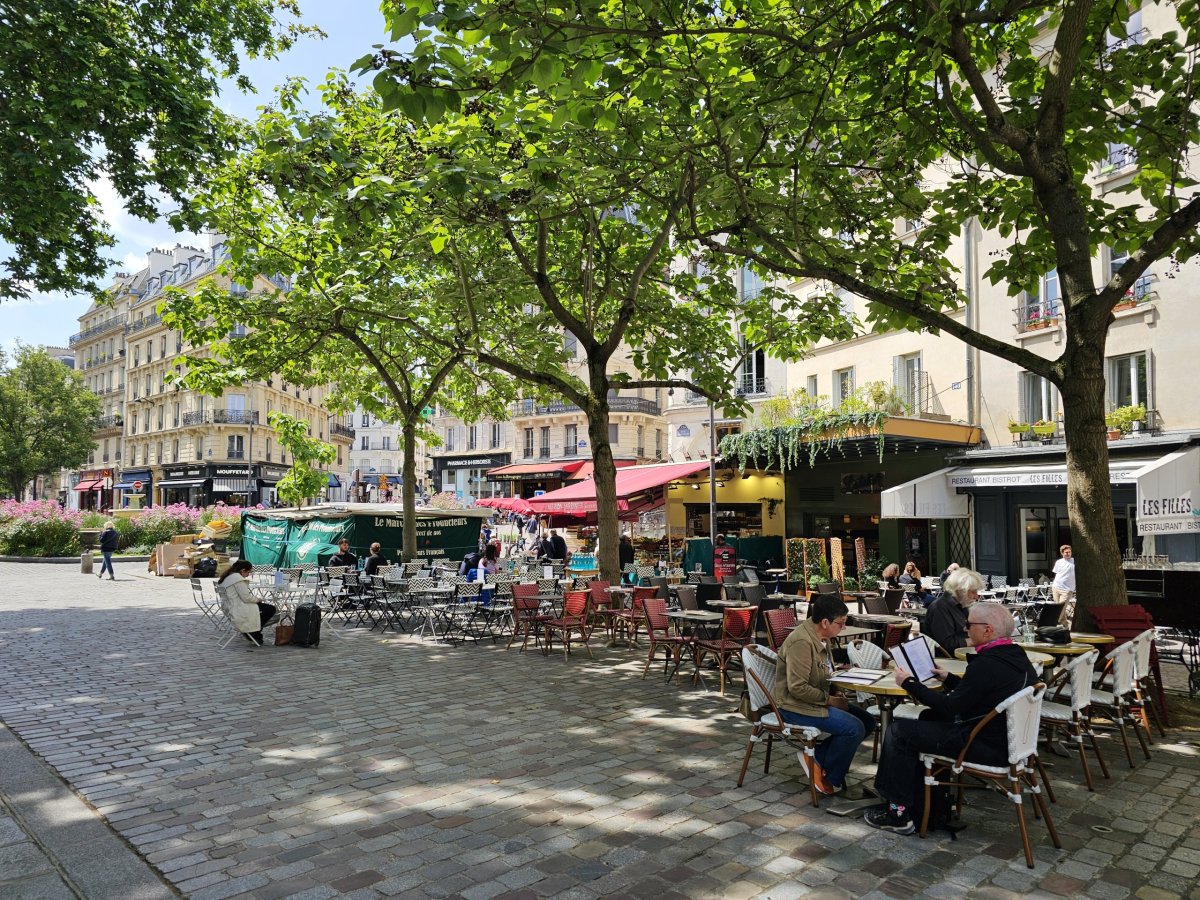 Rue Mouffetard - Paříž | Cestujlevne.com