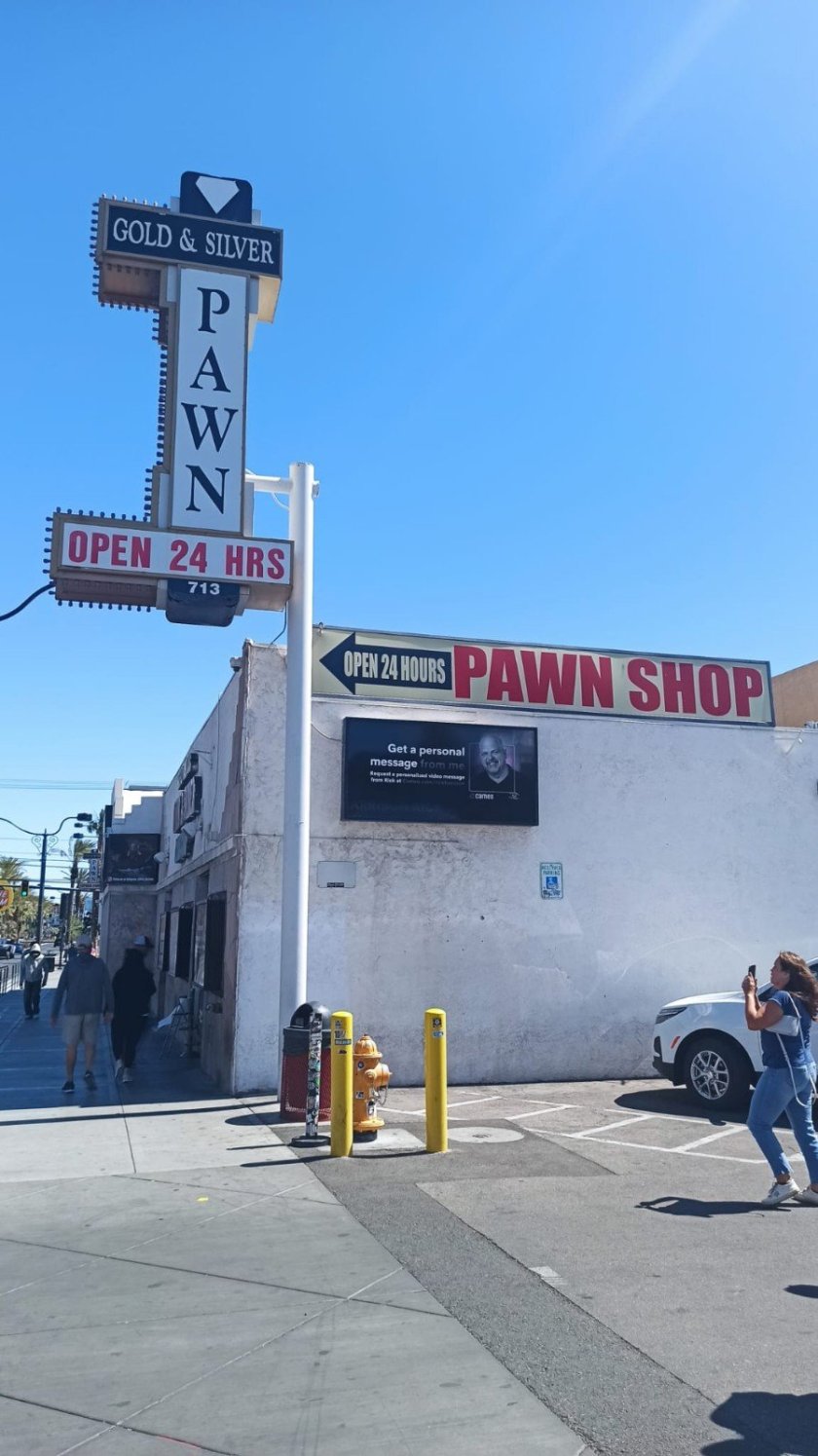 Gold and Silever pawn shop