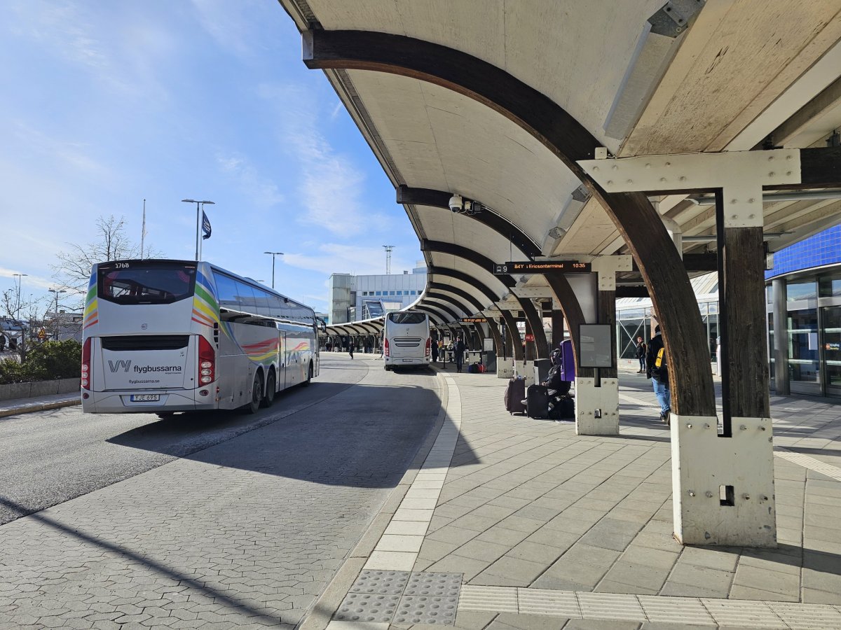 Zastávky, dálkové autobusy (Flygbussarna, Flixbus)
