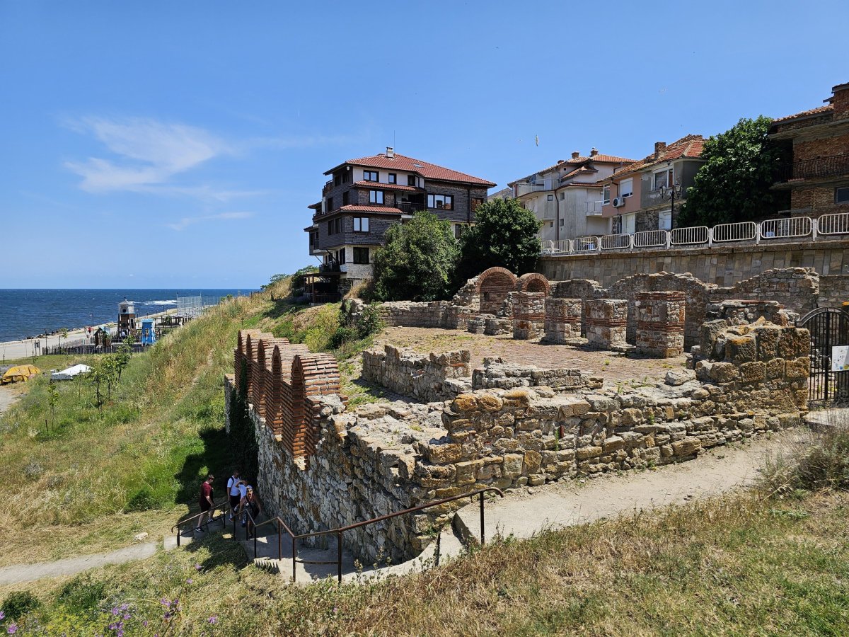 Bazilika svaté bohorodičky Eleusy