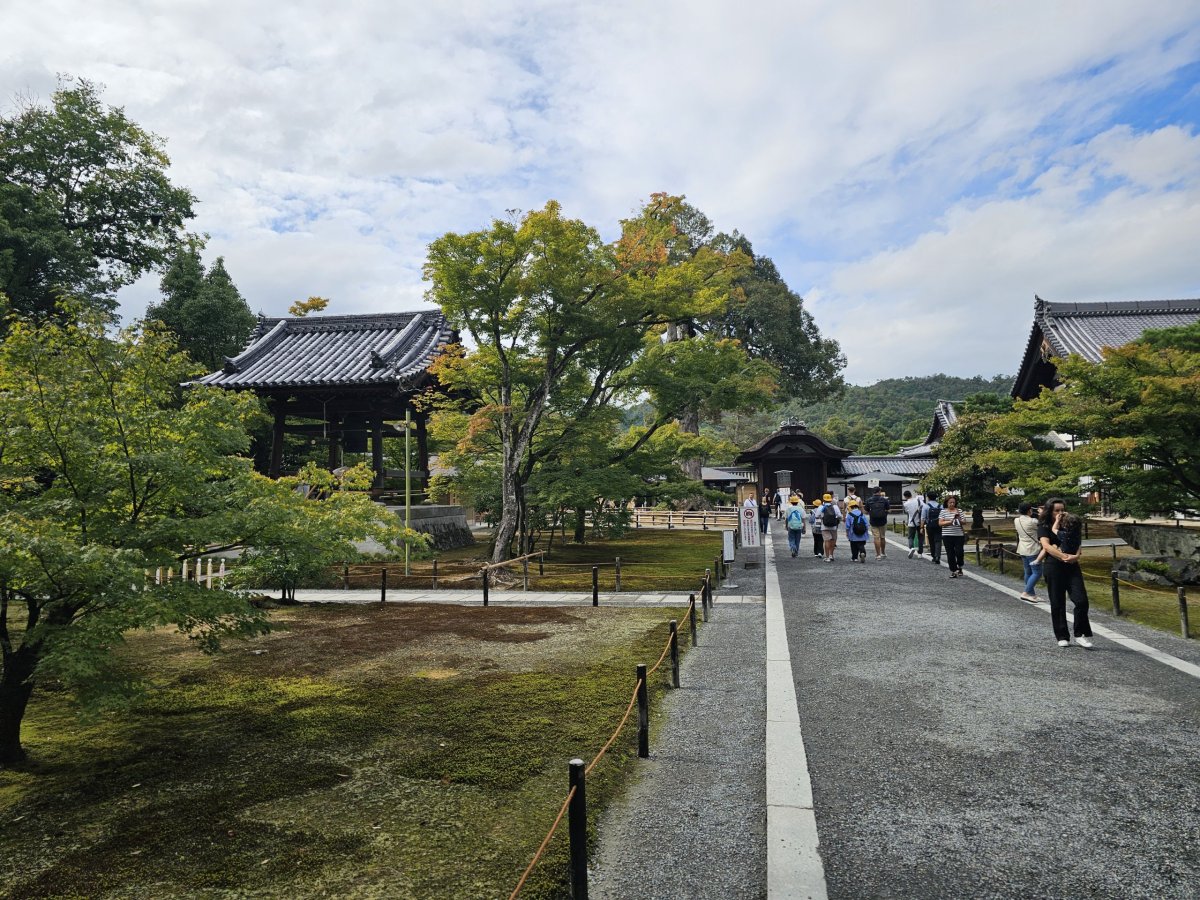 Vstup do chrámu Kinkakuji