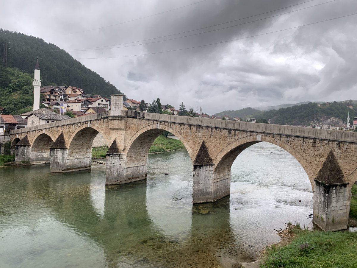 Konjic - Starý kamenný most